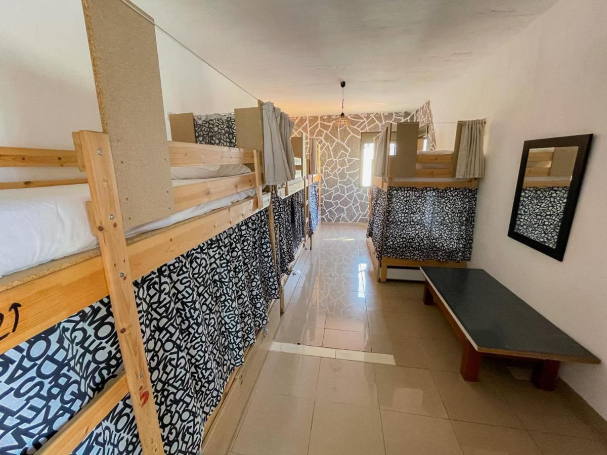איקוד דה לוס וינוס Drago Hostel מראה חיצוני תמונה