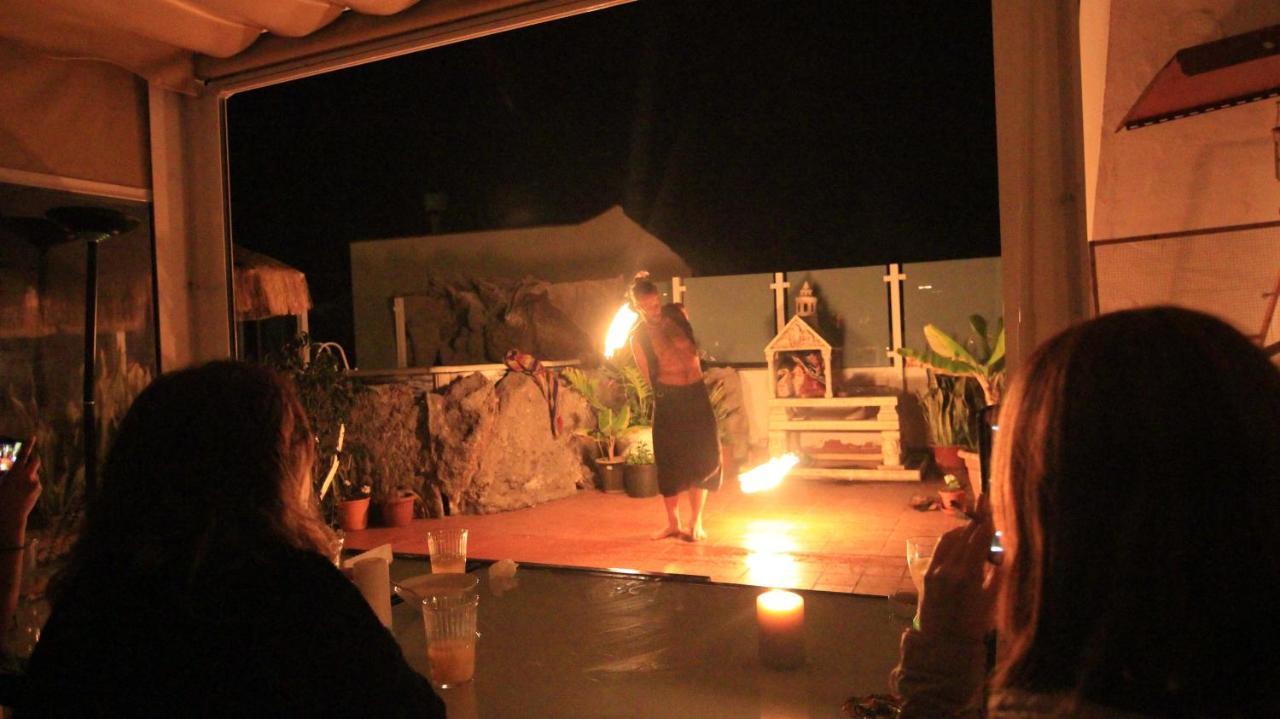 איקוד דה לוס וינוס Drago Hostel מראה חיצוני תמונה